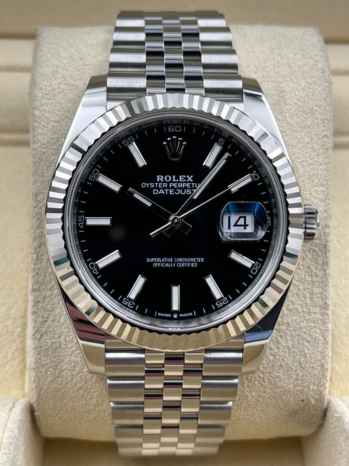 Rolex Datejust 41mm Fluted Black Index Dial Jubilee Bracelet 126334 Box & Papers 2025