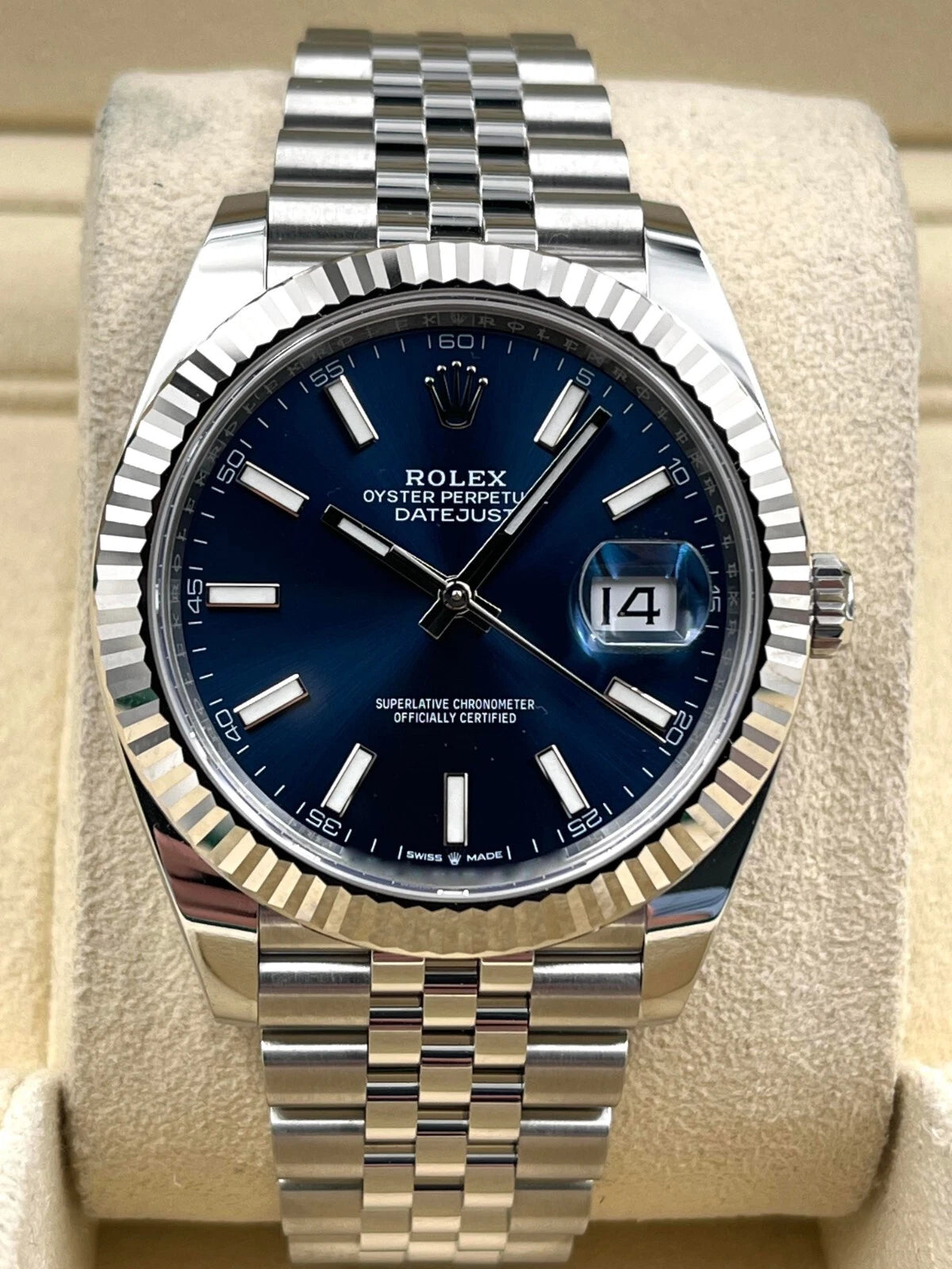 Rolex Datejust 41mm Fluted Blue Index Dial Jubilee Bracelet 126334 Box & Papers 2025