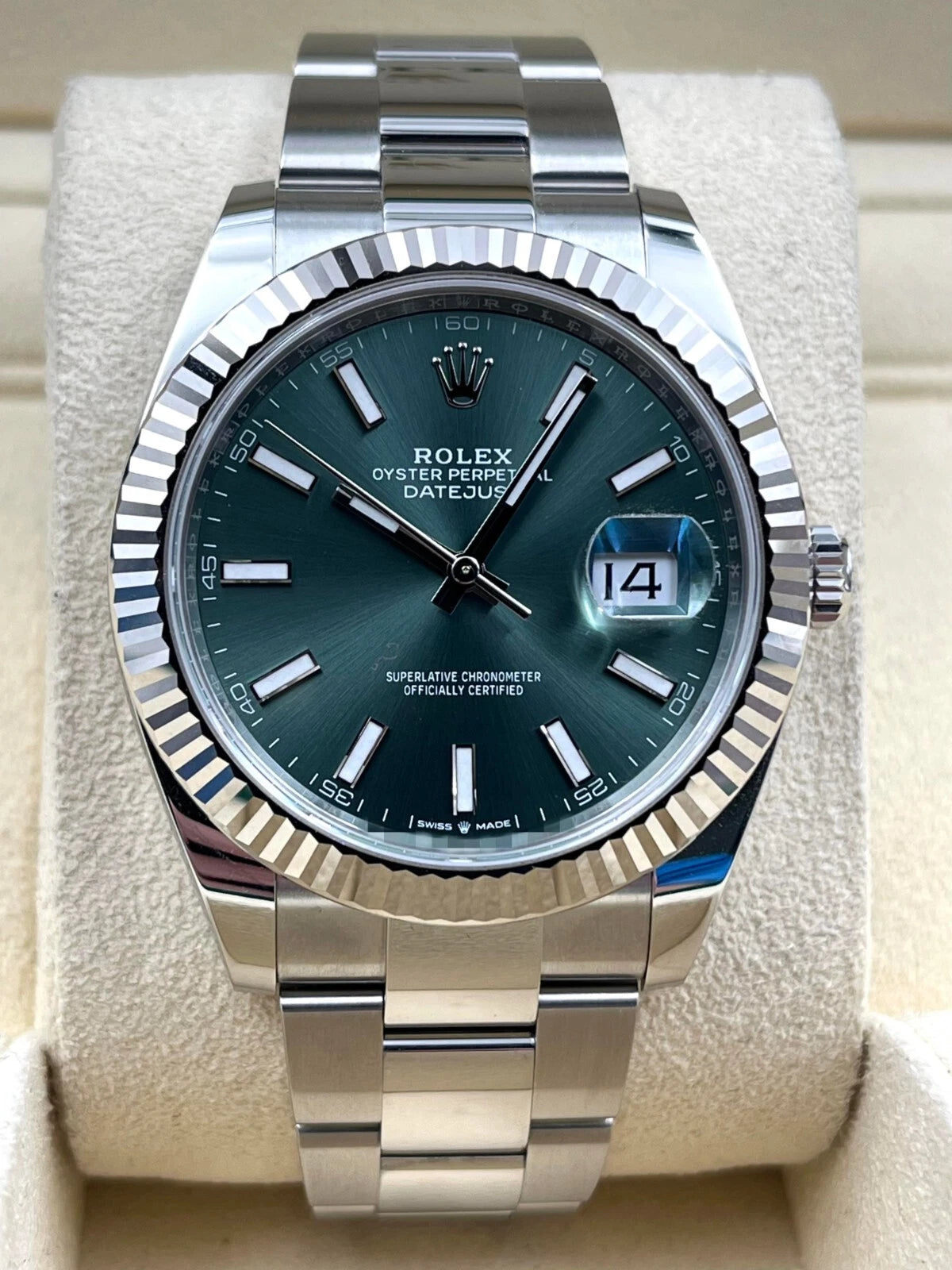 Rolex Datejust 41mm Fluted Mint Green Index Dial Oyster Bracelet 126334 Box & Papers 2025