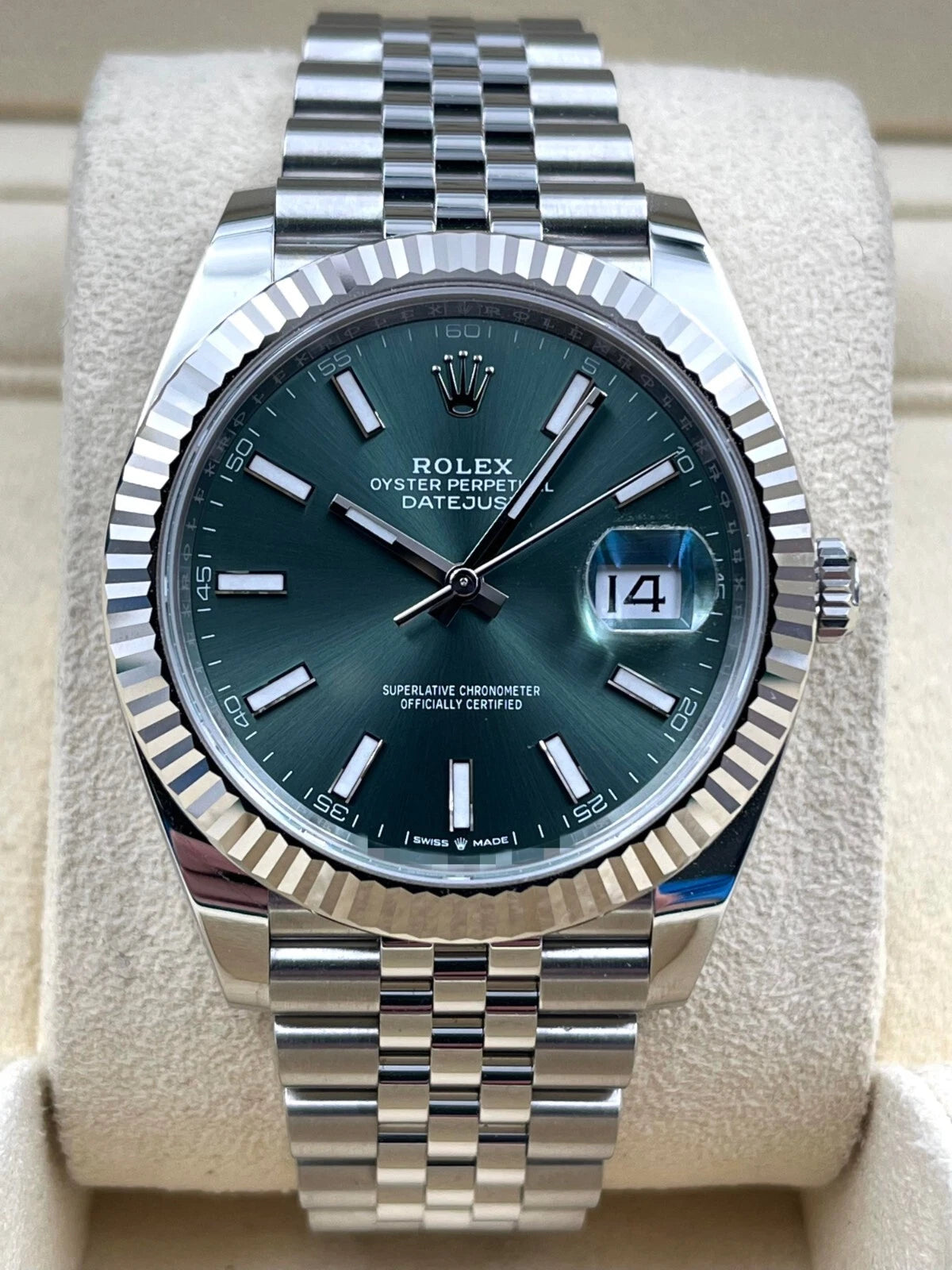 Rolex Datejust 41mm Fluted Mint Green Index Dial Jubilee Bracelet 126334 Box & Papers 2025