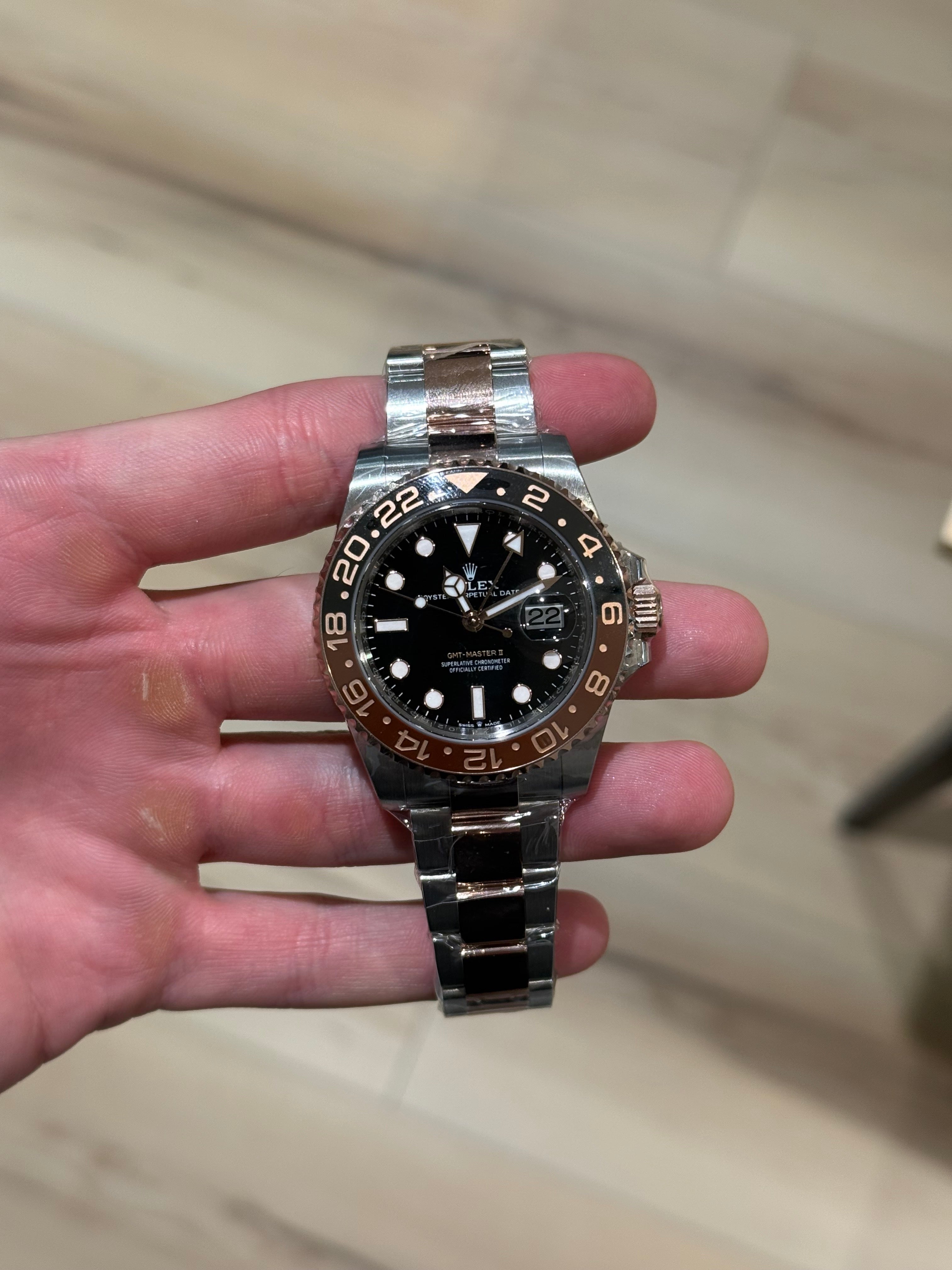 Rolex GMT-Master II Rootbeer Two Tone Rose Gold 126711CHNR Box & Papers 2025